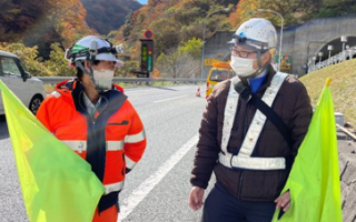 所長パトロール 上信越自動車道 下り線 追越車線規制(諏訪営業所)