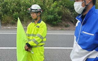 役員パト 上信越自動車道上り線追越車線規制（長野営業所）