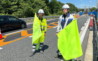 安全パトロール 中央自動車上り線追越車線規制（多治見営業所）