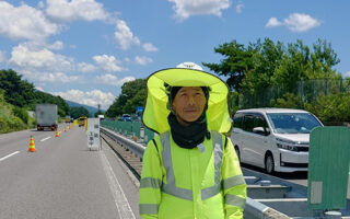 安全パトロール 中央自動車道上り線追越車線規制（松本営業所）