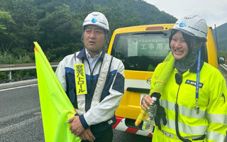 安全課パトロール 中央自動車道上り線追越車線規制（飯田営業所）