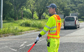 所長パトロール 中央自動車道下り線SA・PA誘導業務（八王子維持営業所）