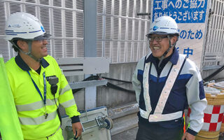 役員パトロール 東名高速道路上下線路肩規制（厚木営業所）