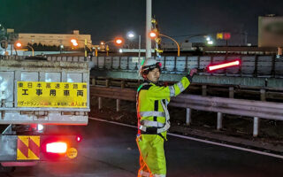 安全パトロール 札樽自動車下り線走行車線規制（札幌営業所）