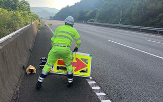 支社長パトロール 新東名高速道路下り線追越車線規制（沼津営業所）