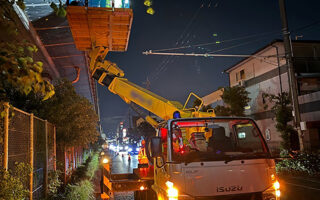 安全パトロール 国道176号線下り線追越車線規制（西宮営業所）