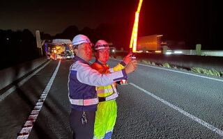 安全課パトロール 上信越自動車道上り線走行車線規制（高崎営業所）