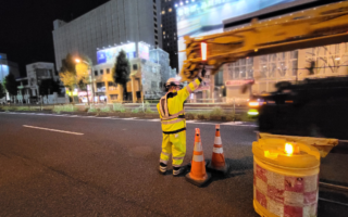 営業所パトロール 国道15号線下り線車線規制（吉祥寺営業所）