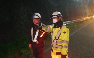 営業所パトロール横浜横須賀道路上り線走行車線規制（横浜町田営業所）